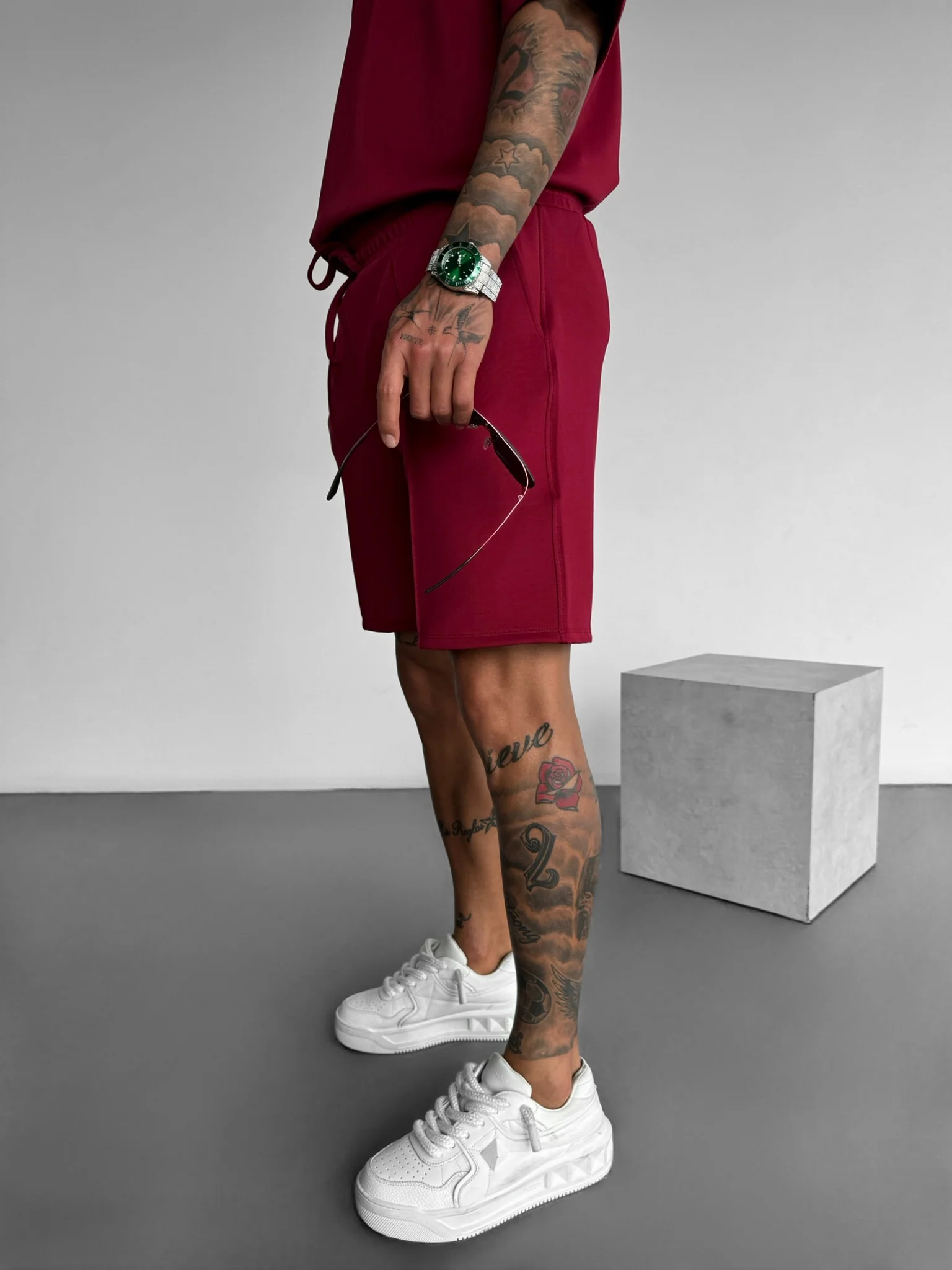 Loose Fit Seam Diver Shorts  - Bordeaux - Image 3